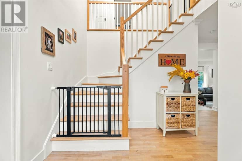 90 Ingram Drive — photo 14 of 40