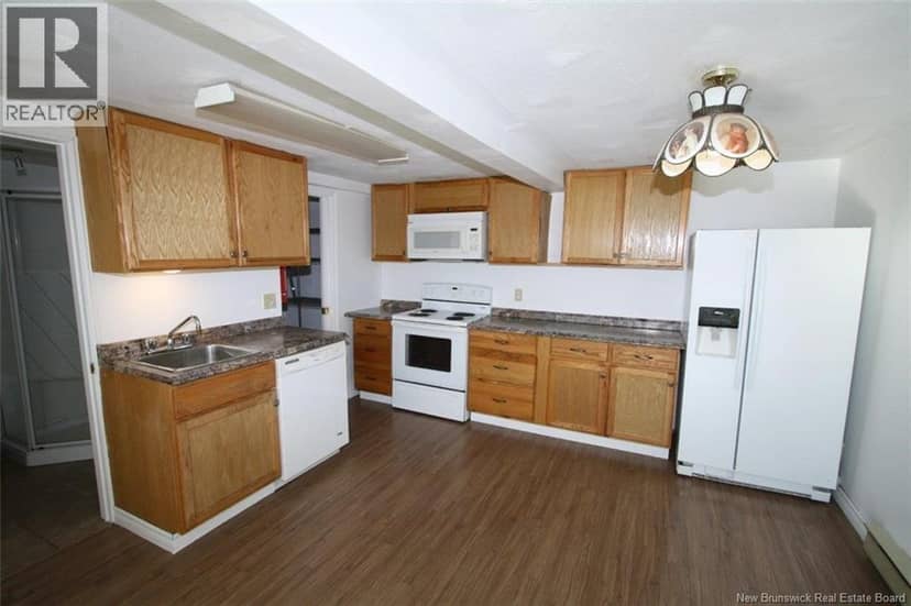 3292 Route 625 — photo 2 of 20