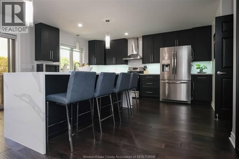 369 Pinehurst Drive — photo 13 of 40