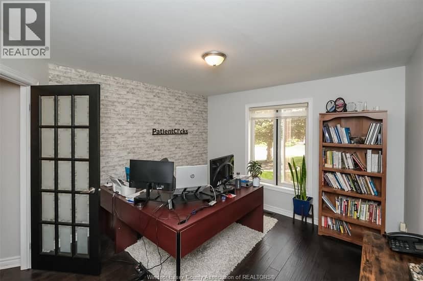 369 Pinehurst Drive — photo 19 of 40