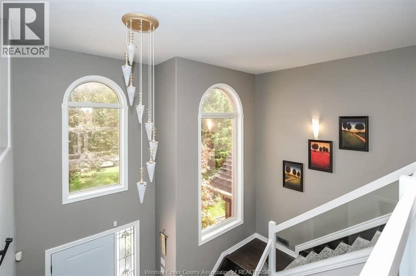 369 Pinehurst Drive — photo 21 of 40