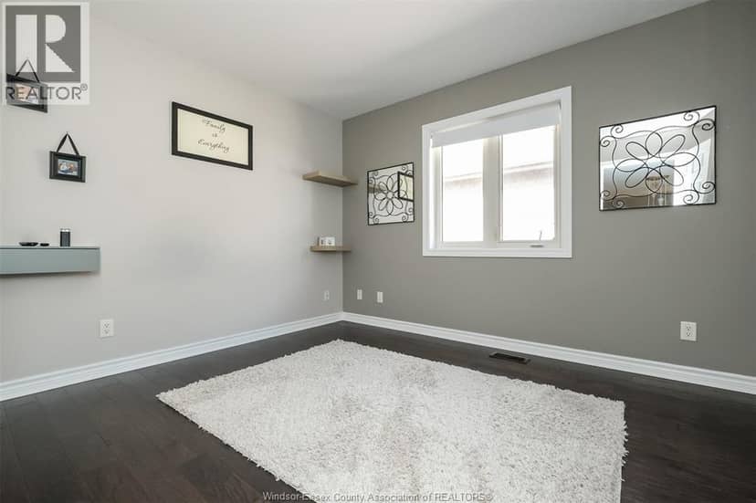 369 Pinehurst Drive — photo 24 of 40