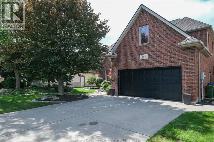 369 Pinehurst Drive, Lakeshore, photo 3