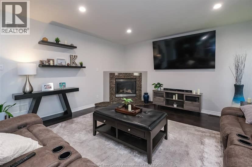 369 Pinehurst Drive, Lakeshore, photo 7