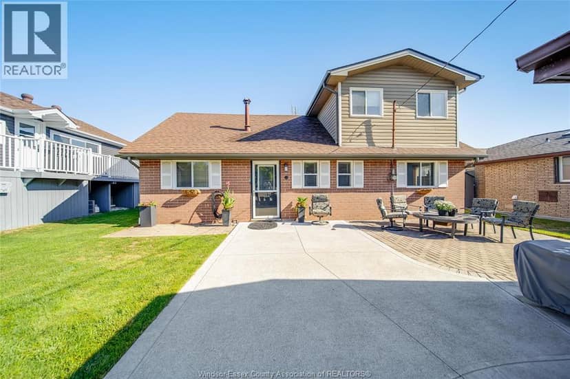 1328 Shoreline Avenue, Lakeshore, photo 2