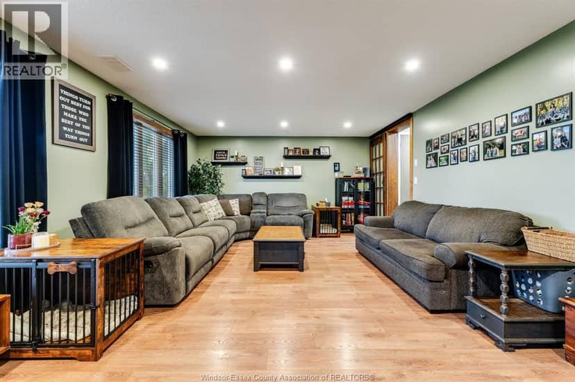 2477 Albuna Townline, Kingsville, photo 3