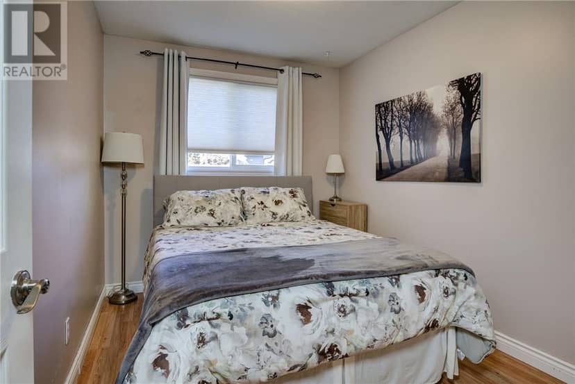 2337 Grenoble Street — photo 12 of 24