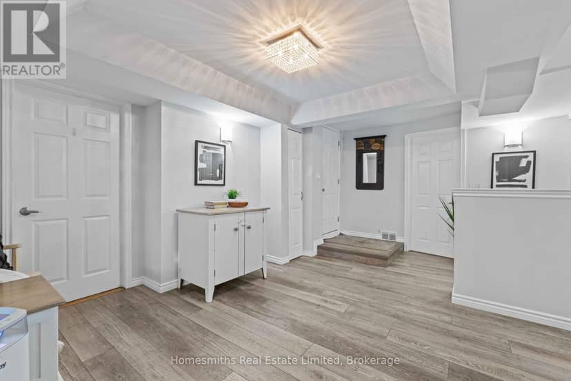 461 King Avenue E — photo 21 of 40