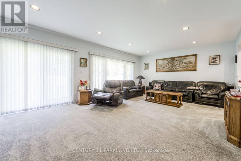 22 Waterfield Drive — photo 30 of 40