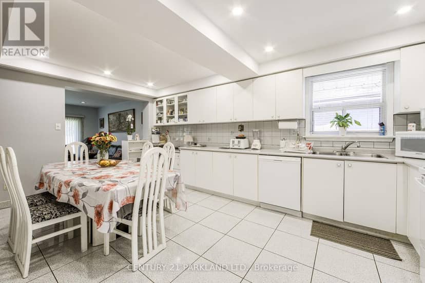 22 Waterfield Drive — photo 15 of 40