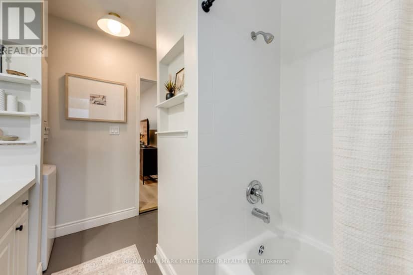 32 Ashdale Avenue — photo 9 of 40