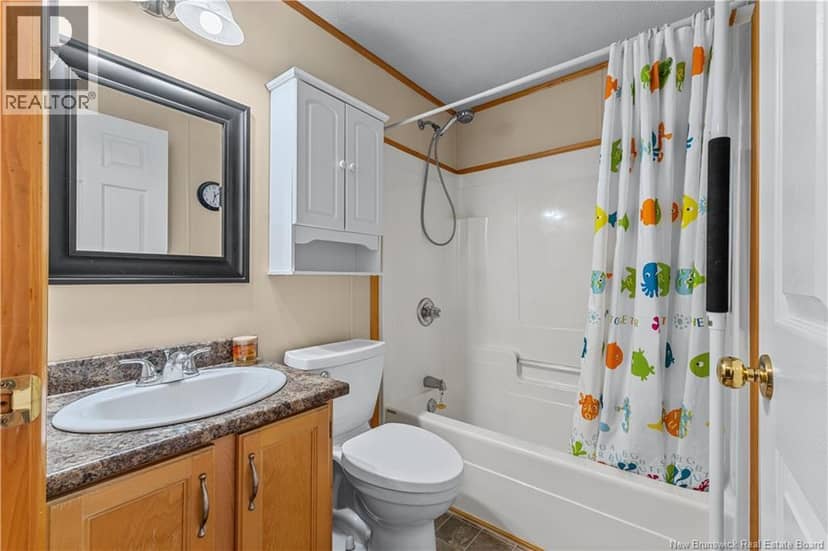 10 Peridot Street — photo 9 of 18