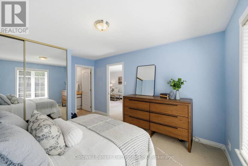 40 - 300 Franmor Drive — photo 12 of 30