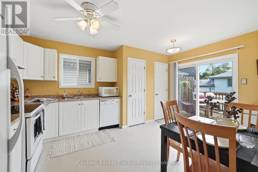 854 Abbey Lane — photo 18 of 36