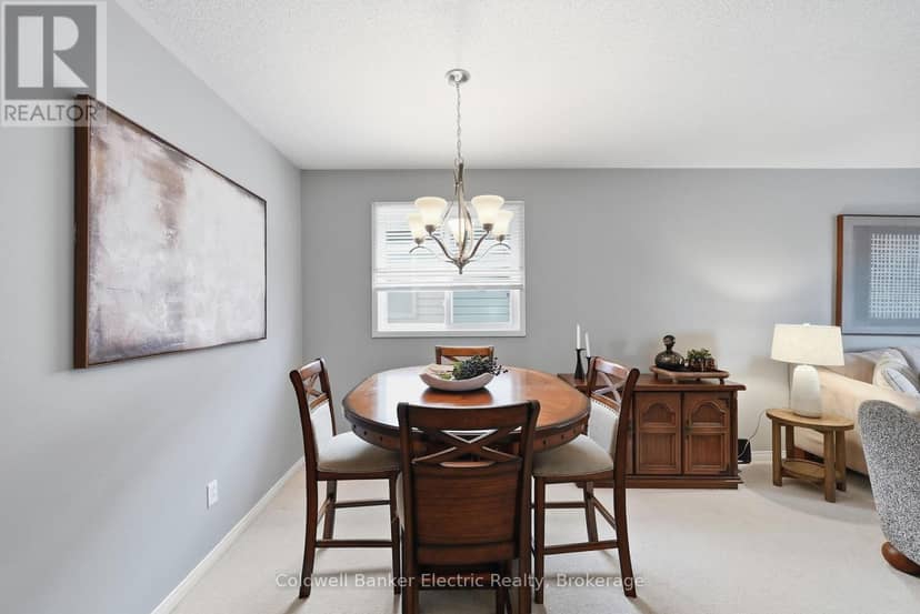 854 Abbey Lane, Peterborough, photo 7