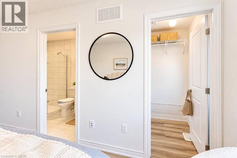 120 COURT Drive Unit# 29 — photo 13 of 23