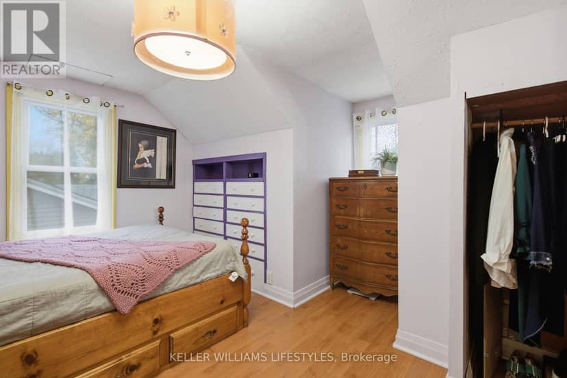 297 Stephen Street — photo 29 of 40