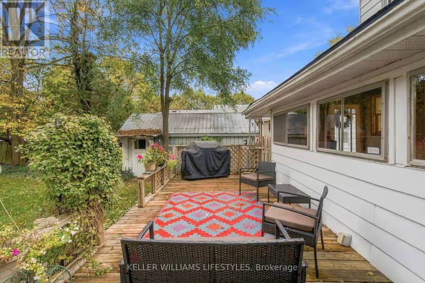297 Stephen Street — photo 37 of 40