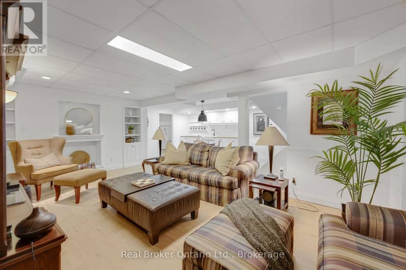 3270 Shelburne Place — photo 31 of 40