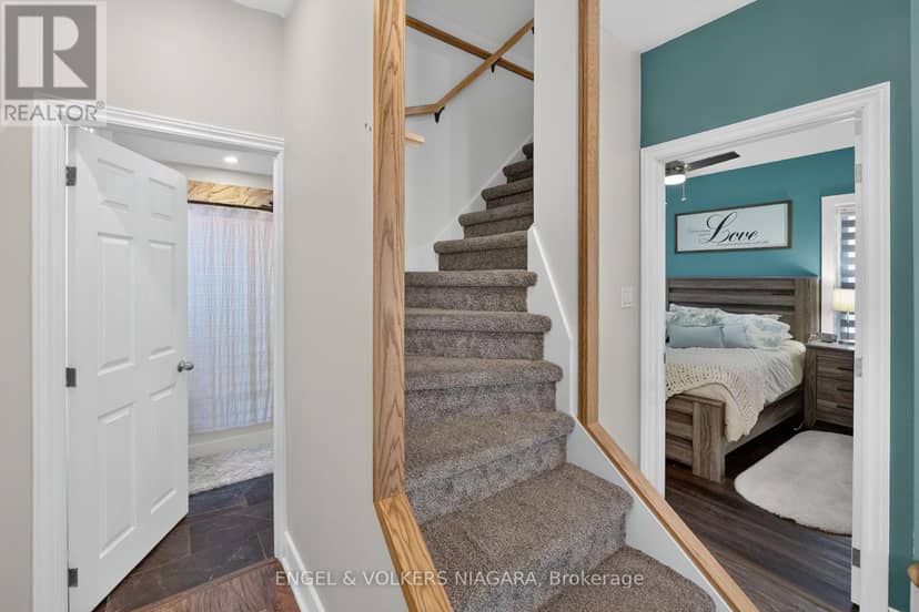 13 Frederick Avenue — photo 25 of 40