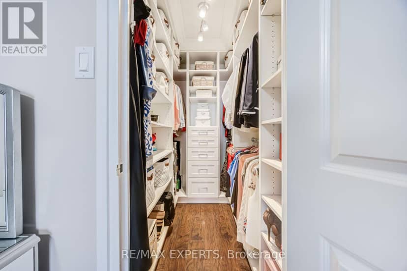1104 - 130 Neptune Drive — photo 21 of 37