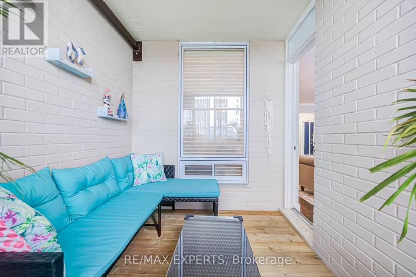 1104 - 130 Neptune Drive — photo 30 of 37