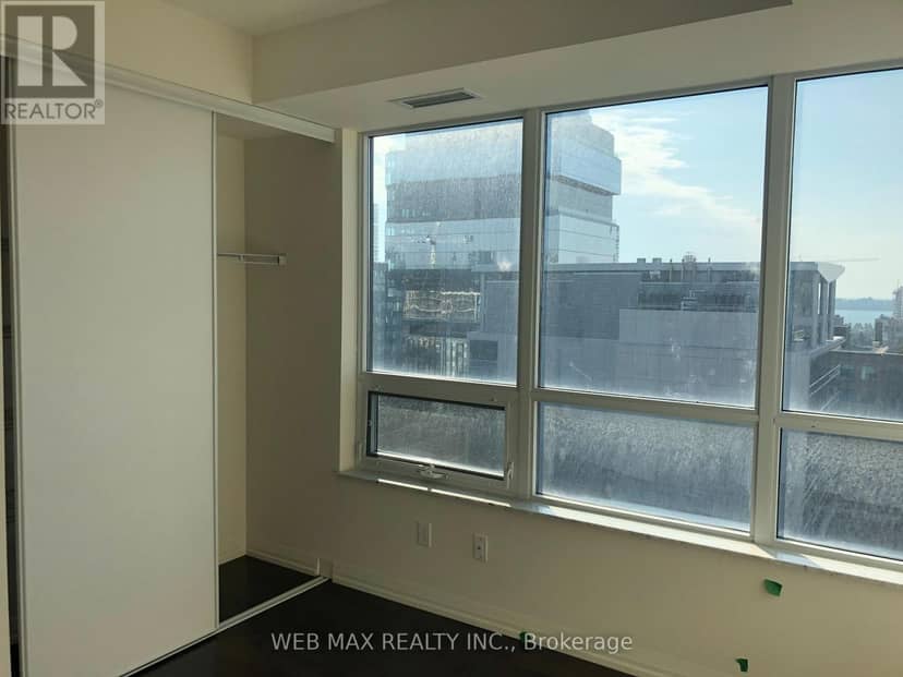 1528 - 460 Adelaide Street E, Toronto, photo 6