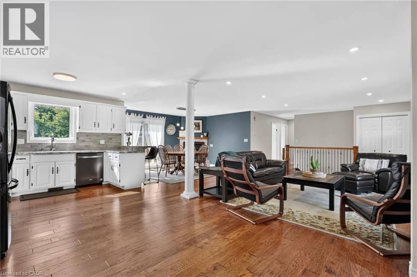 952 ROBINSON Road — photo 14 of 40