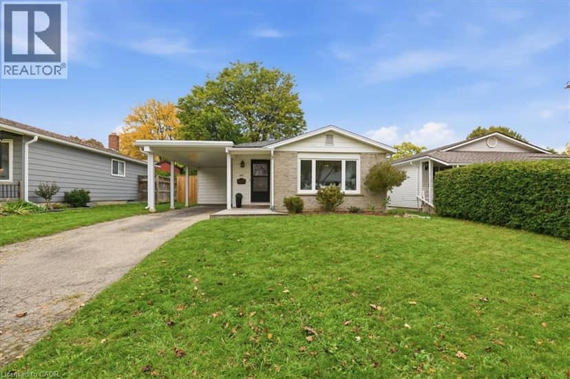 197 PINEDALE Drive, Kitchener, photo 2
