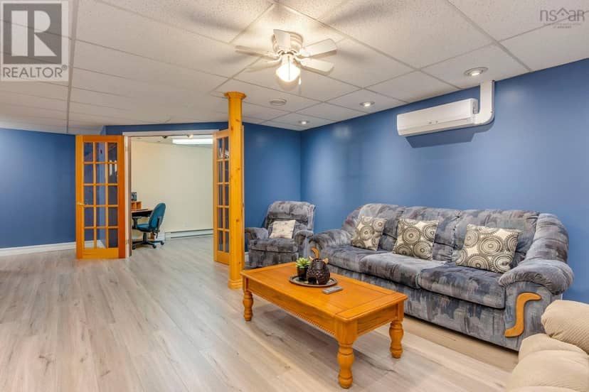 6 Carmichael Court — photo 22 of 40
