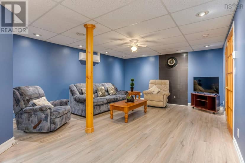 6 Carmichael Court — photo 24 of 40