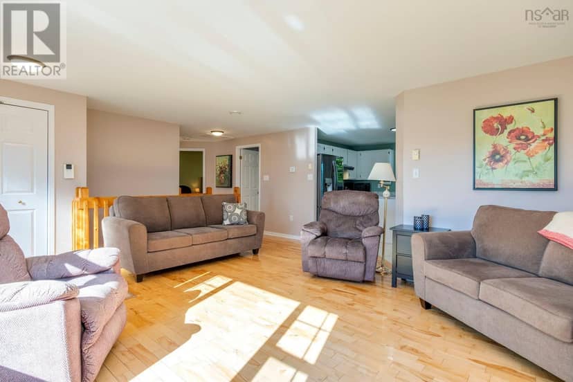 6 Carmichael Court, Brookside, photo 6