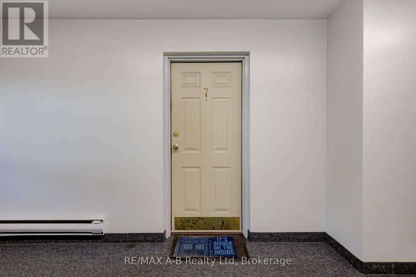 7 - 300 Traynor Avenue, Kitchener, photo 5