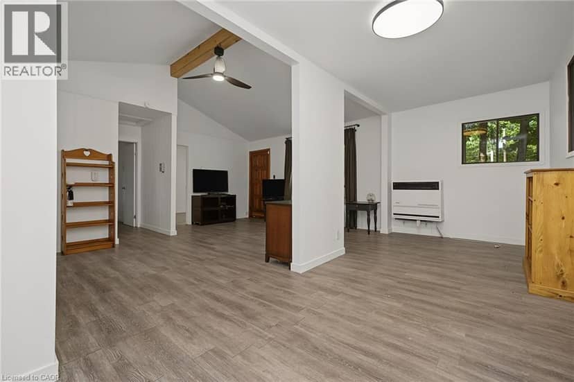 69 NORTH Drive — photo 4 of 40