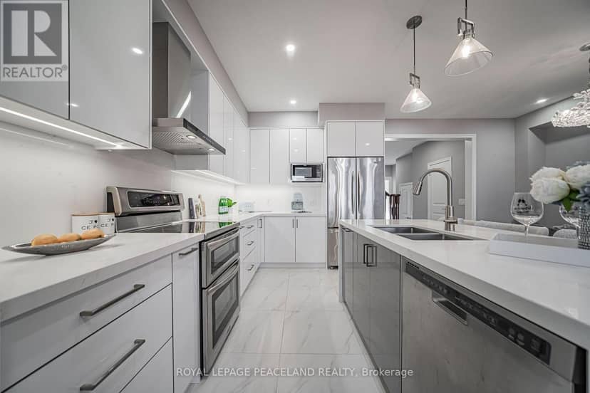 129 Lacewood Drive — photo 15 of 40