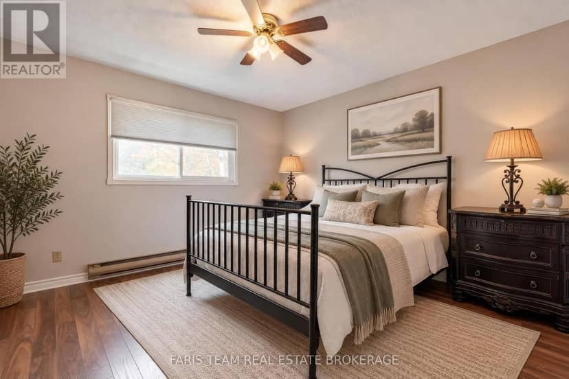 214 Leslie Street — photo 9 of 21