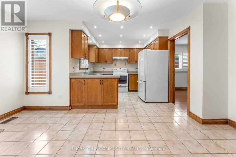 4 Tomel Court — photo 18 of 40