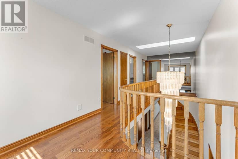 4 Tomel Court — photo 31 of 40
