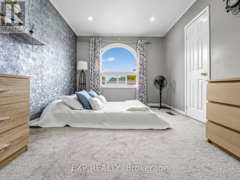4 - 1180 Mississauga Valley Boulevard — photo 16 of 27