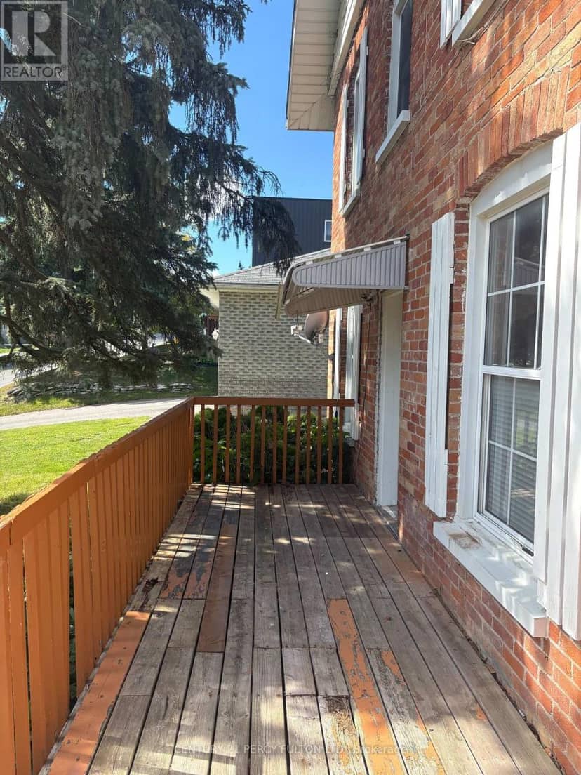 360 Highland Road, Peterborough, photo 5