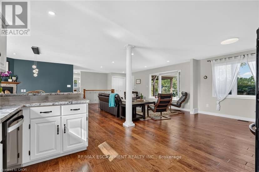 952 Robinson Road — photo 18 of 40