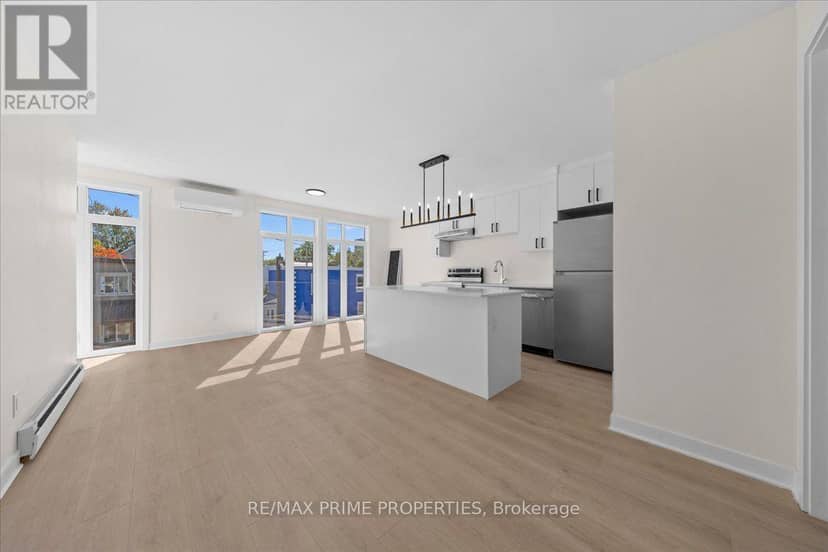 207 Carillon Street — photo 21 of 40
