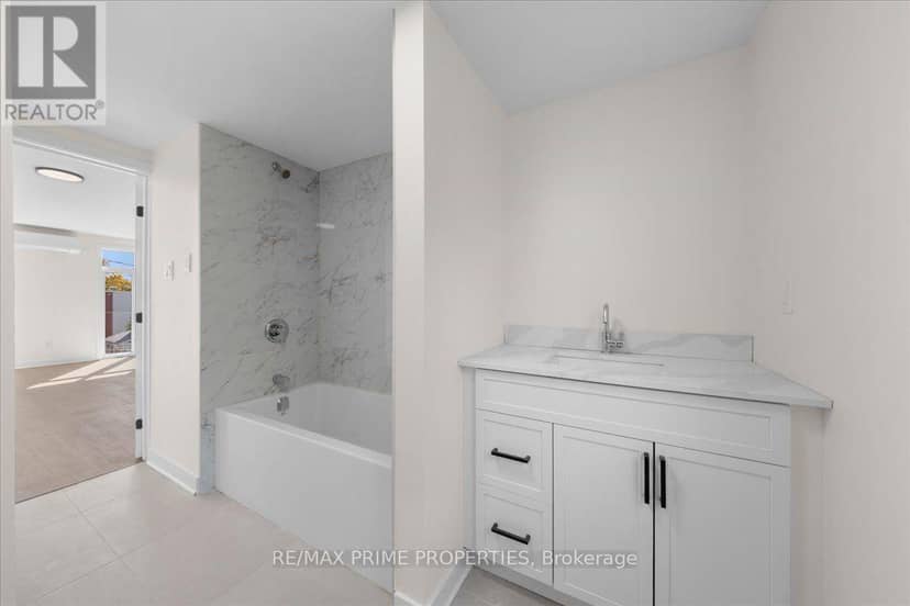 207 Carillon Street — photo 26 of 40