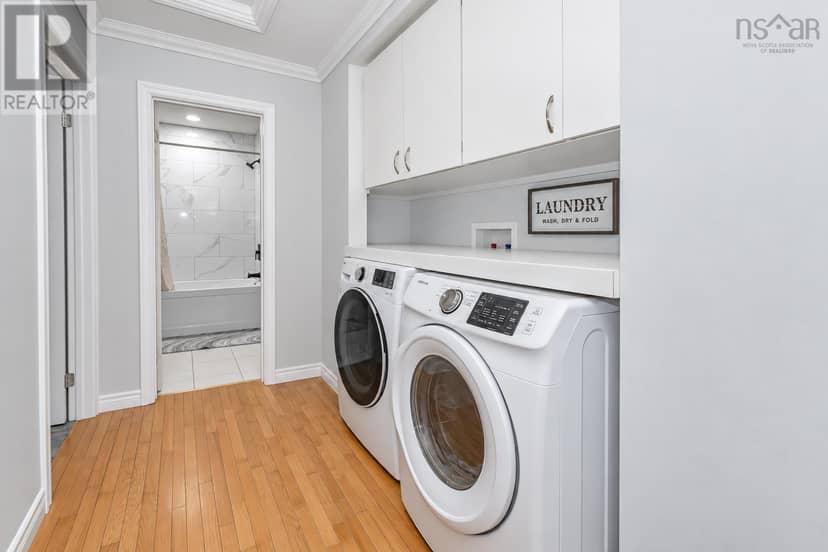 10 Melissa Crescent — photo 22 of 39