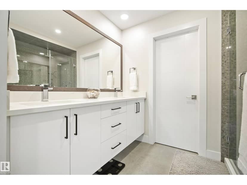 5813 Pelerin Cr — photo 23 of 40