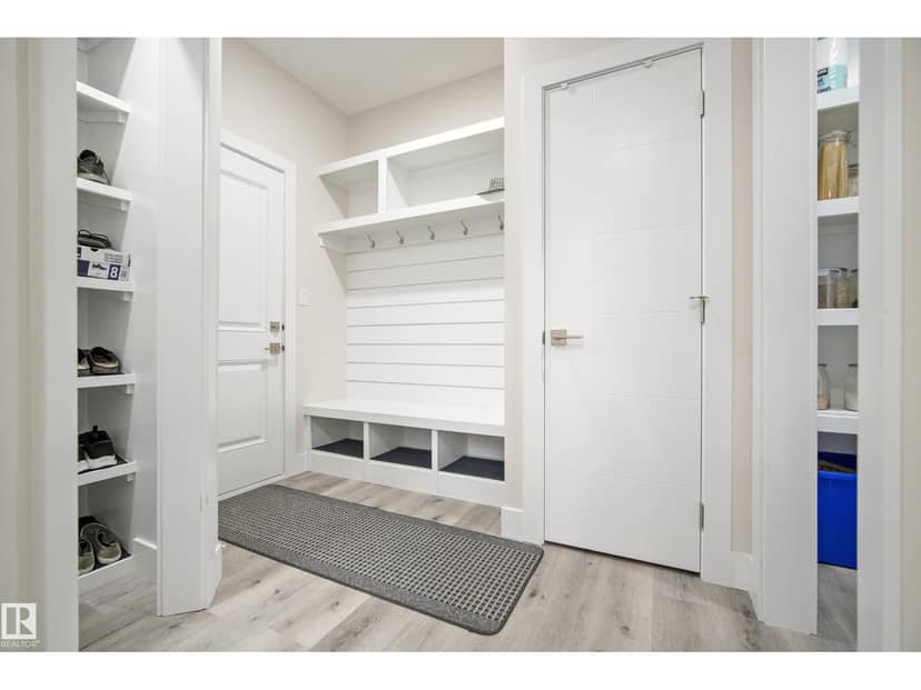 5813 Pelerin Cr — photo 11 of 40