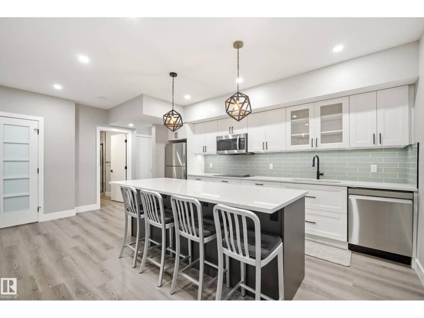 5813 Pelerin Cr — photo 33 of 40