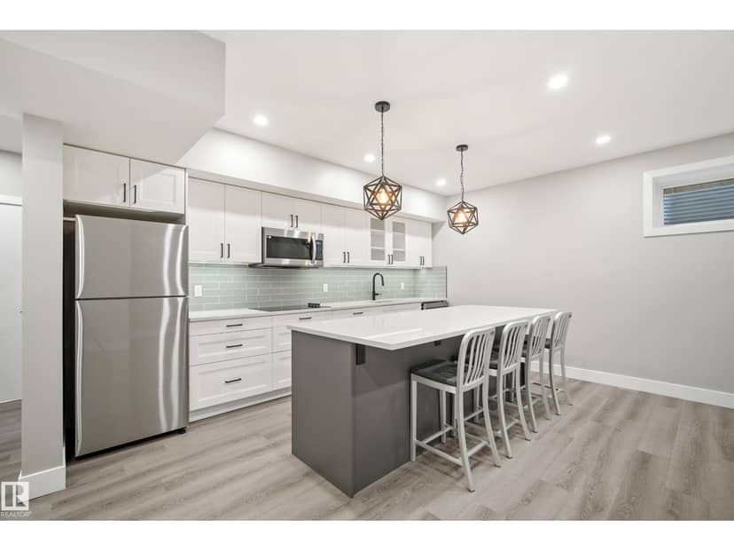 5813 Pelerin Cr — photo 35 of 40