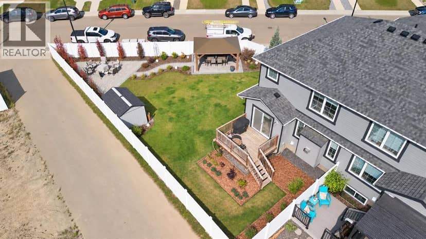 76 Latoria Court, Rural Red Deer County, photo 2