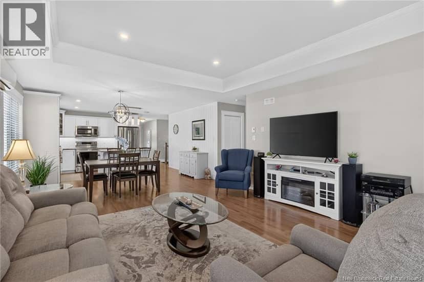 15 Rosenburg Street — photo 16 of 40